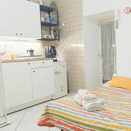 Apartment Il Balconcino Ai Tribunali Naples