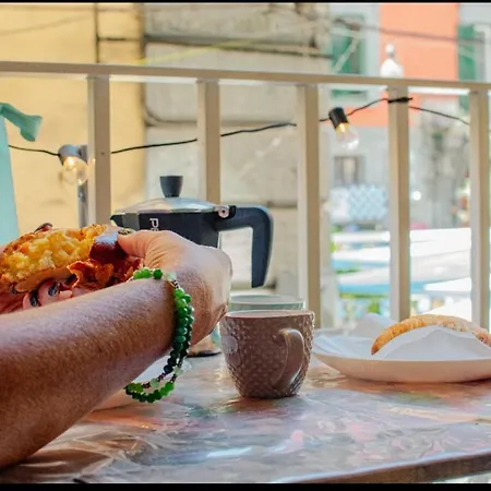 Il Balconcino Ai Tribunali *