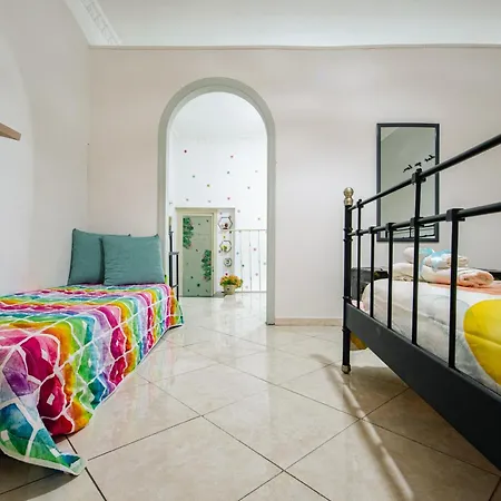 Il Balconcino Ai Tribunali Apartment