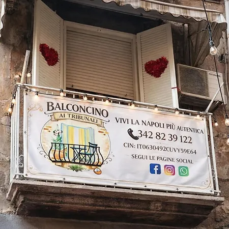 Il Balconcino Ai Tribunali Apartment